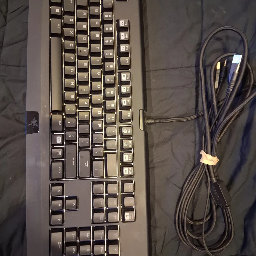 Razer BlackWidow Chroma: Clicky RGB Mechanical Gaming Keyboard